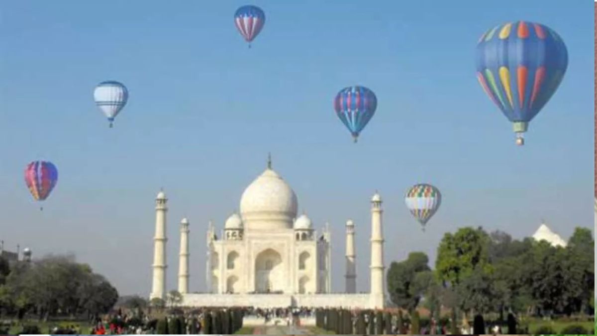 taj-mahotsav-2024-experience-thrilling-cultural-extravaganza-hot-air-balloon-rides-check-date-time-fare